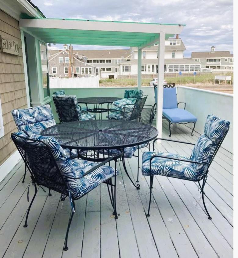 Motel Seashell